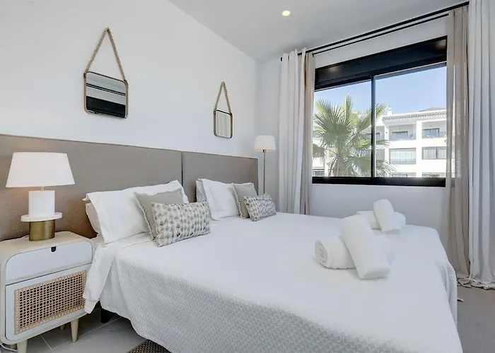 Apartment New 2 Bed Penthouse @ Hills With Sea View Estepona