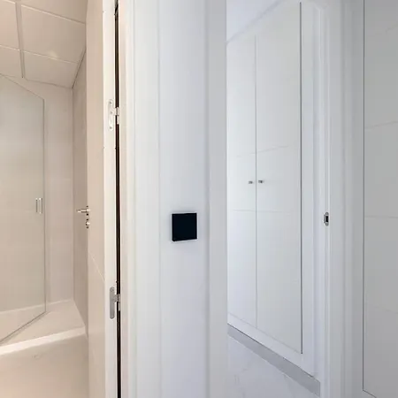 New 2 Bed Penthouse @ Hills With Sea View Apartment Estepona