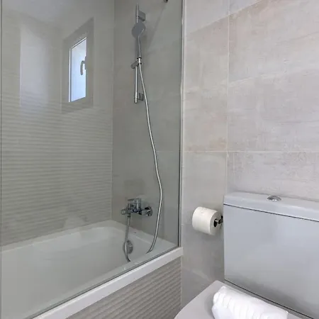 New 2 Bed Penthouse @ Hills With Sea View