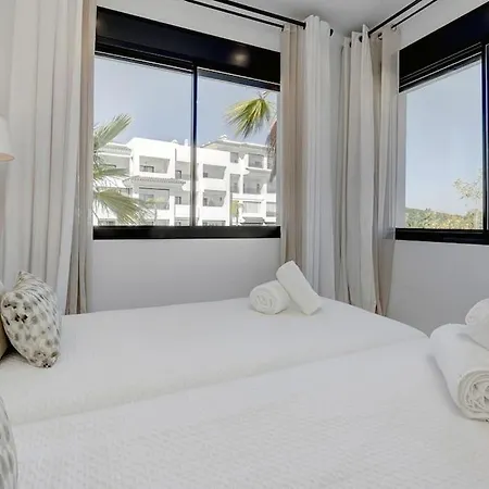 New 2 Bed Penthouse @ Hills With Sea View Apartment Estepona