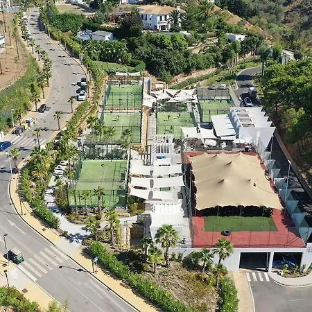 New 2 Bed Penthouse @ Hills With Sea View Апартаменти *