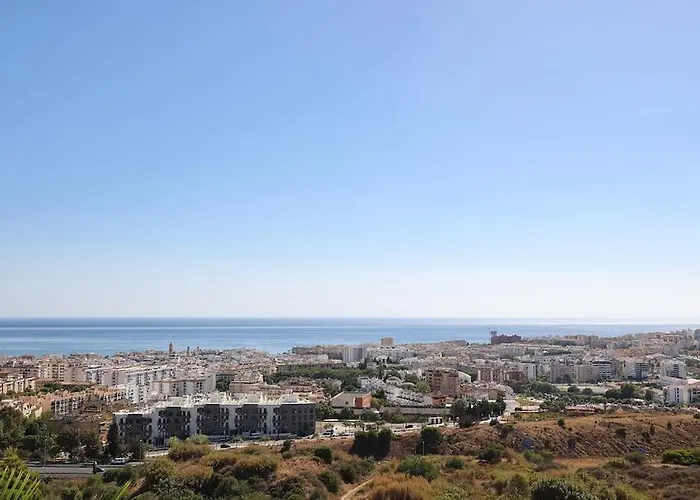 New 2 Bed Penthouse @ Hills With Sea View *