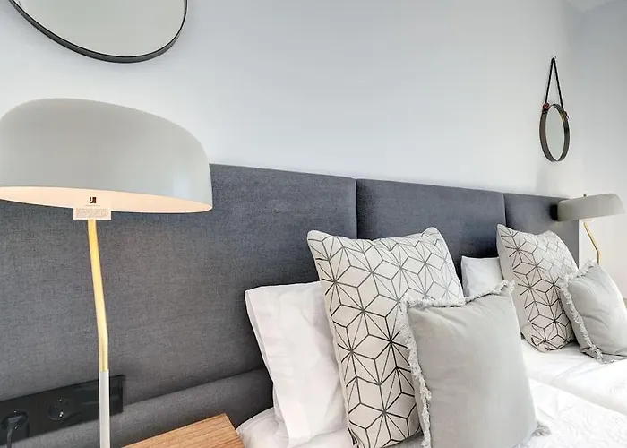 Апартаменти New 2 Bed Penthouse @ Hills With Sea View Естепона