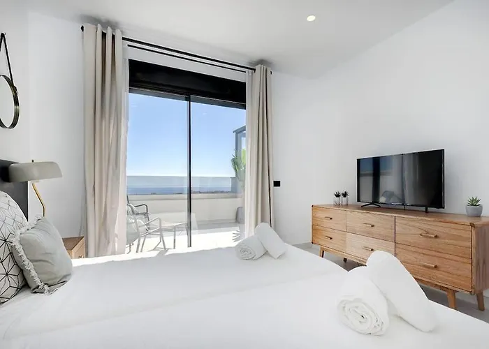 New 2 Bed Penthouse @ Hills With Sea View Appartement Estepona