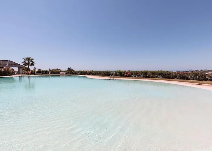 New 2 Bed Penthouse @ Hills With Sea View Appartement