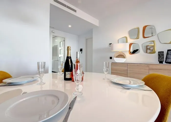 New 2 Bed Penthouse @ Hills With Sea View Appartement *