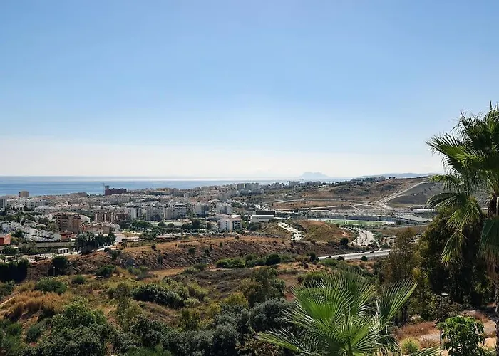New 2 Bed Penthouse @ Hills With Sea View Appartement