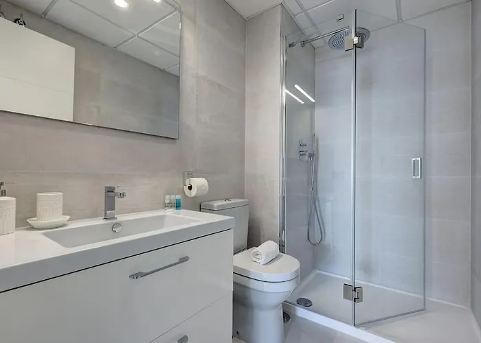 Appartement New 2 Bed Penthouse @ Hills With Sea View