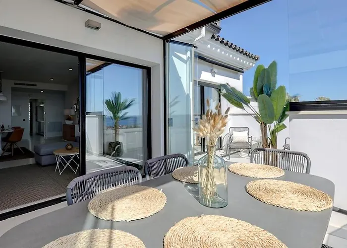 New 2 Bed Penthouse @ Hills With Sea View Appartement